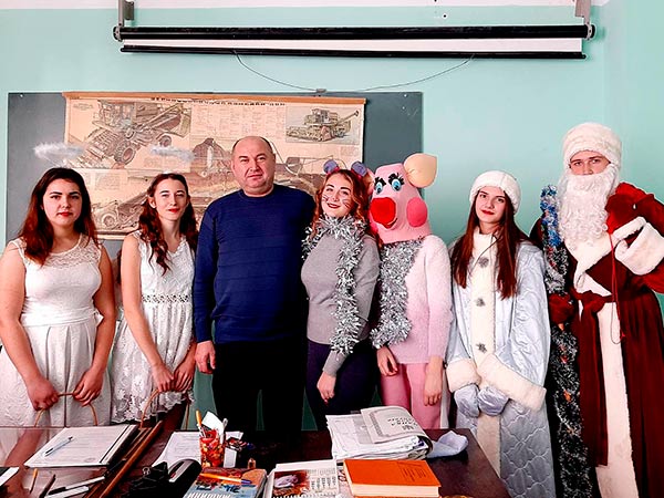 mikola 2019 04